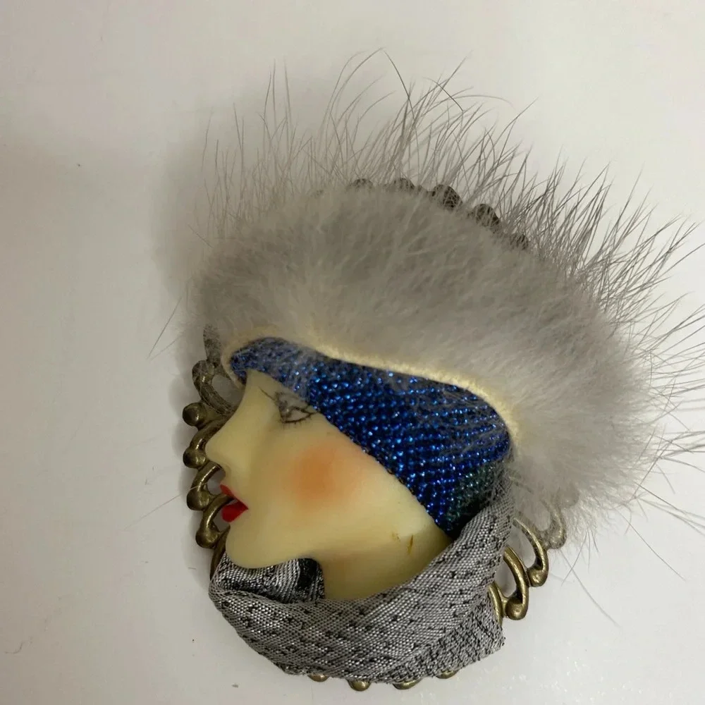 1980s Vintage Lady Brooch